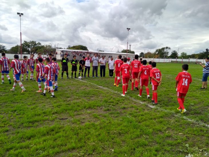 Comenzó a rodar la pelota